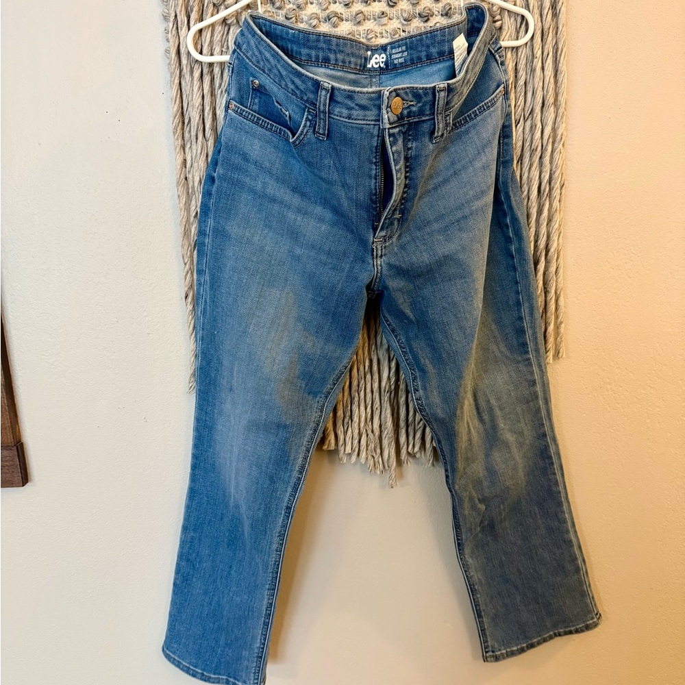 Lee Women's Classic Straight Leg Blue Jeans